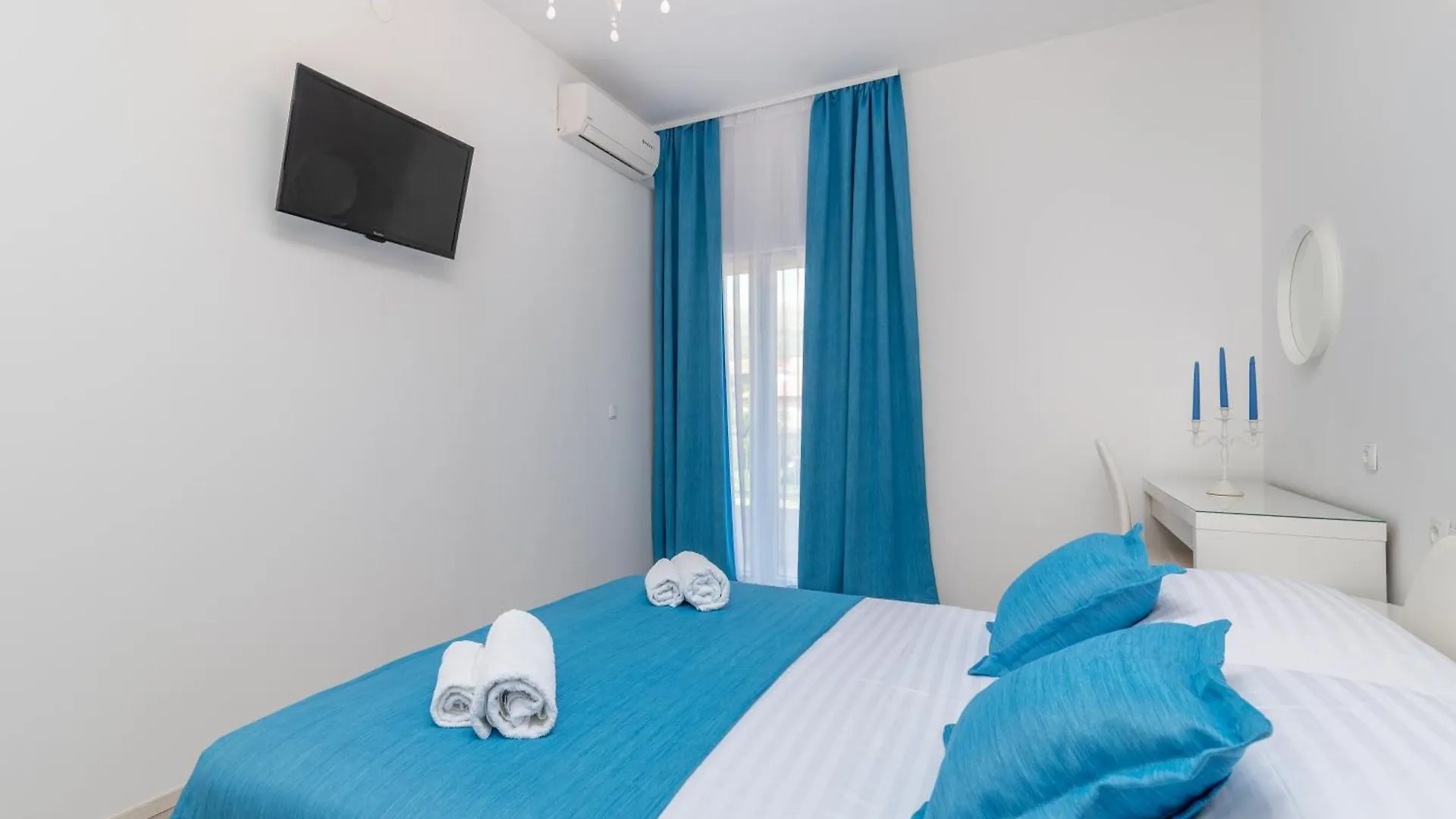 Villa Lux Trogir Bed & Breakfast