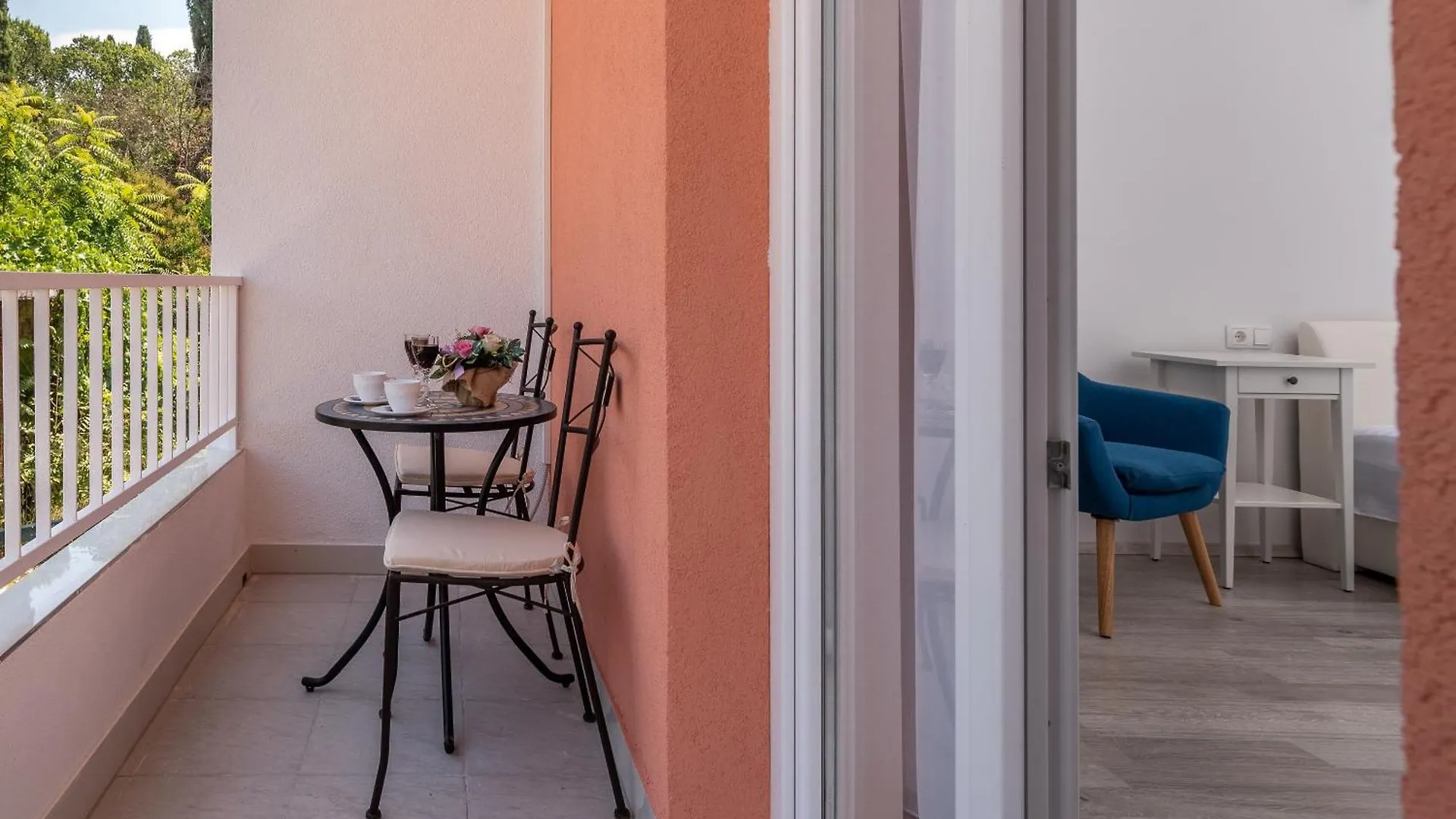 Villa Lux Trogir Bed & Breakfast