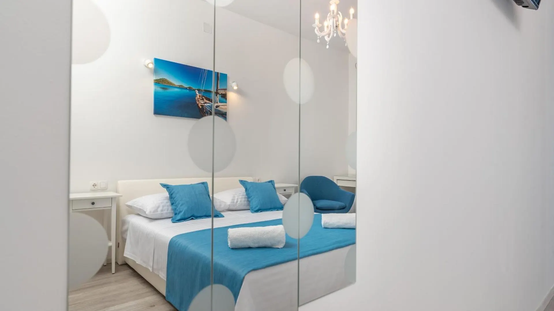 Villa Lux Trogir Bed & Breakfast
